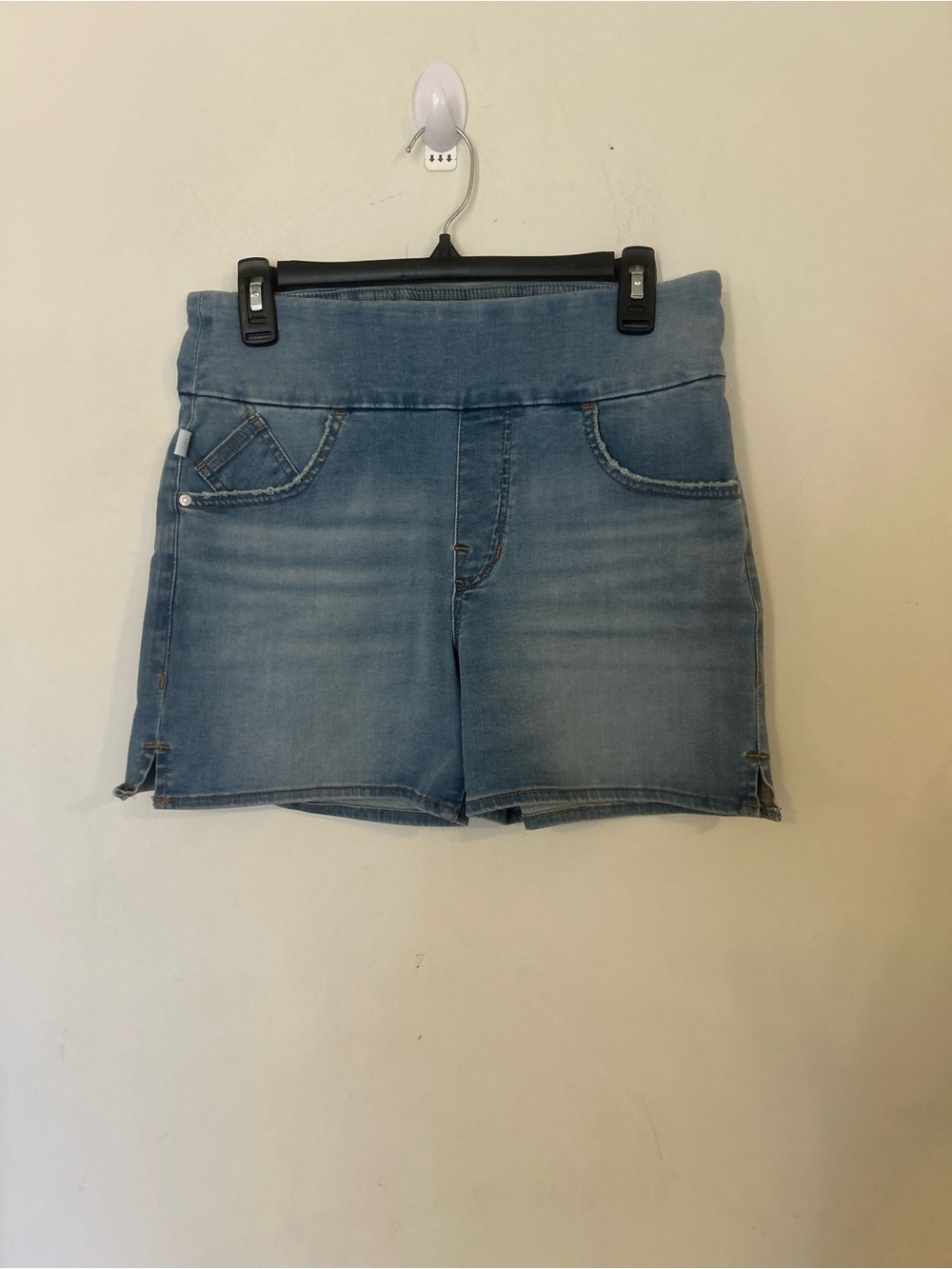 NWOT Rock & Republic Womens Denim Rx Fever Pull On Short Size 10